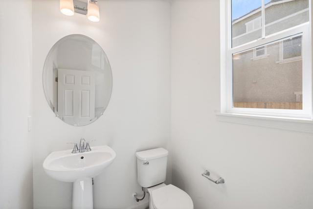 2250 Gladiola Drive, Hollister CA: https://media.crmls.org/mediaz/080069a9-e8c7-4f58-8648-471bafef1dd1.jpg