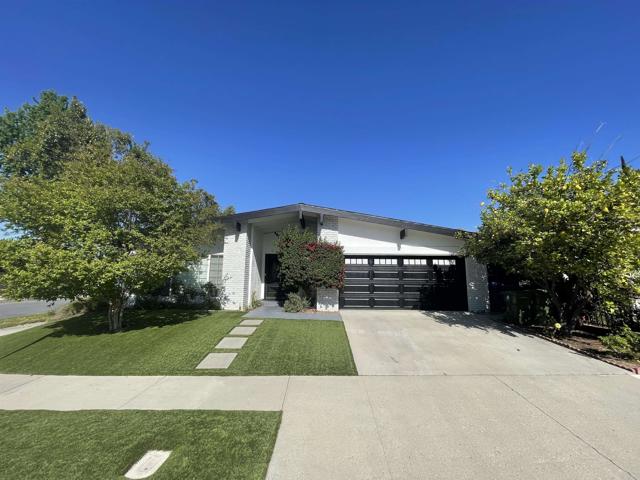 Detail Gallery Image 48 of 56 For 6860 Whitaker Ave, Lake Balboa,  CA 91406 - 3 Beds | 2 Baths