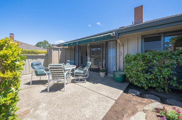 72 Del Mesa Carmel, Carmel CA: https://media.crmls.org/mediaz/08018388-bb77-4c52-a813-083e032c7dd5.jpg