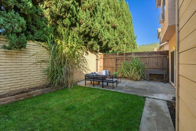 239 Kerry, Fremont CA: https://media.crmls.org/mediaz/080190d7-5801-43d8-a1b4-89102d67f91a.jpg