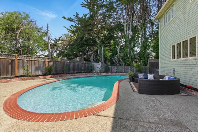28 W Santa Inez Avenue, San Mateo CA: https://media.crmls.org/mediaz/08036fc3-5eea-487c-b137-b6574afaea6a.jpg