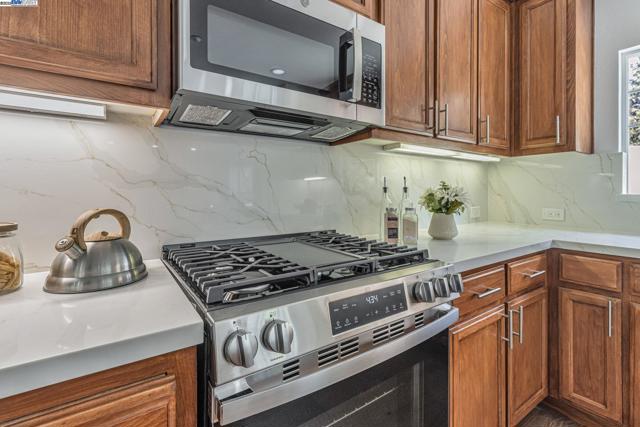 4182 Lautrec Dr, San Jose CA: https://media.crmls.org/mediaz/08039c99-470b-44d9-9406-c8b30237858e.jpg