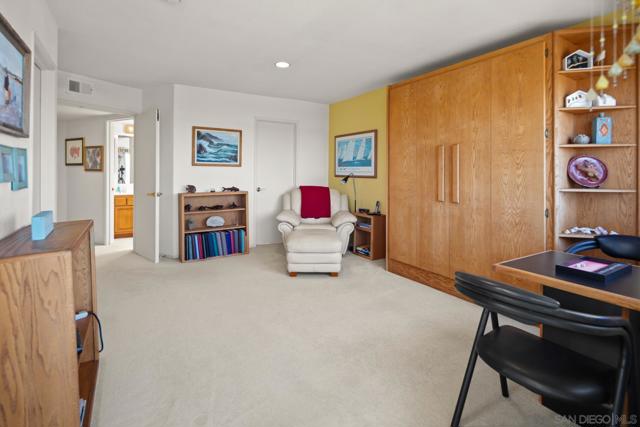 54 Half Moon Bend, Coronado CA: https://media.crmls.org/mediaz/0803baae-0d9c-451d-a4fa-24995d56373f.jpg