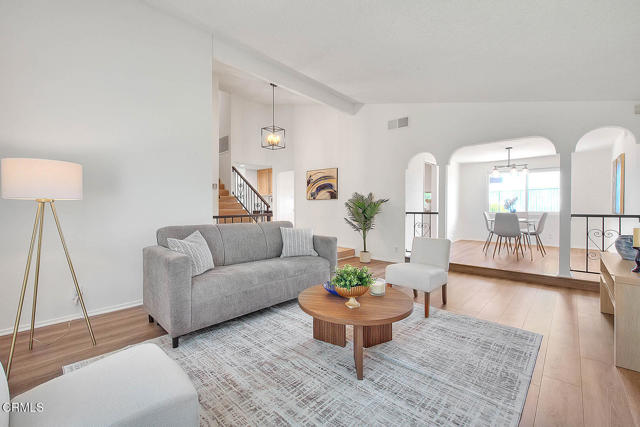11830 Babbitt Avenue, Granada Hills CA: https://media.crmls.org/mediaz/0804225b-2f35-41c0-b830-e6533ae491f7.jpg