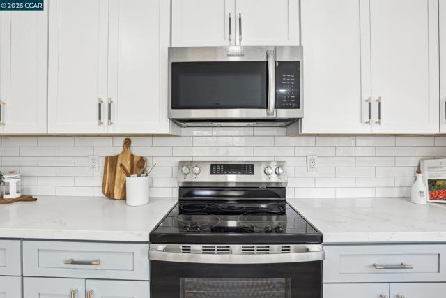 562 Swallow Dr, Livermore CA: https://media.crmls.org/mediaz/08043a68-f4fe-4773-908b-461e0aae3640.jpg