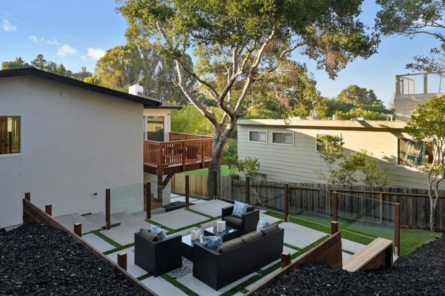 1560 Alturas Drive, Burlingame CA: https://media.crmls.org/mediaz/080476ed-5a44-4b08-815f-0e60603f0f18.jpg