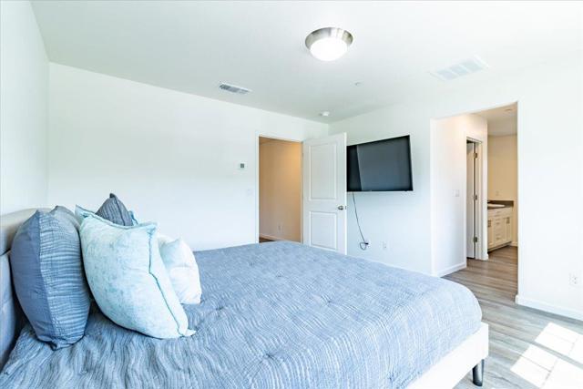1367 Santini Avenue, Manteca CA: https://media.crmls.org/mediaz/08047d6e-974d-4ba5-a024-eebf2eb71d8d.jpg