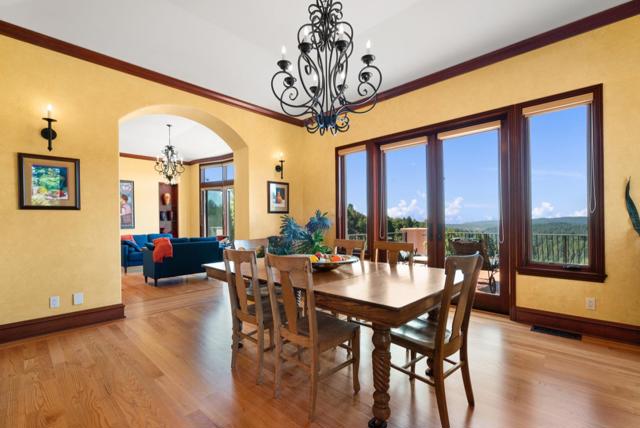 2053 Weston Road, Scotts Valley CA: https://media.crmls.org/mediaz/080524e9-aab1-462d-9266-90903e8c8cb5.jpg