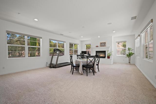 1272 Chateau Montelena, Bonsall CA: https://media.crmls.org/mediaz/0805288e-12e0-45a8-8505-d4c1dfd90a4d.jpg