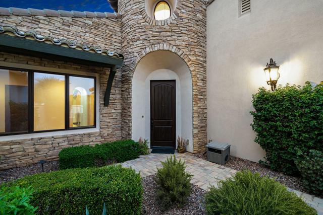 49481 Rock Rose Drive, Indio CA: https://media.crmls.org/mediaz/08054d95-cd65-48bc-83c0-b63178a81eae.jpg
