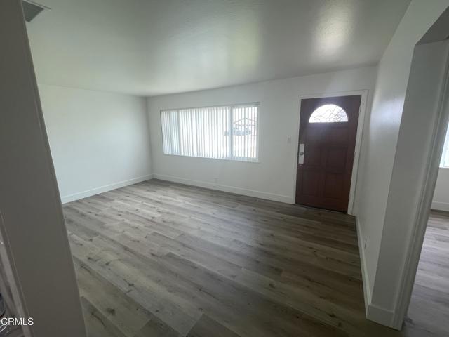 1525 N 7th Place, Port Hueneme CA: https://media.crmls.org/mediaz/08056790-c08a-4a7b-9477-2b6a24b8bd84.jpg