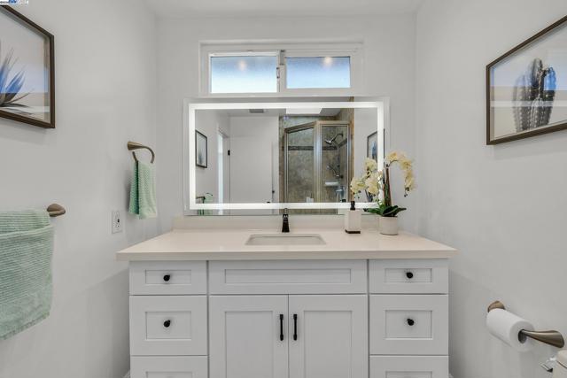 4227 Becerra Dr, Fremont CA: https://media.crmls.org/mediaz/080590b1-06bb-49a9-a607-ac9cf55e7023.jpg