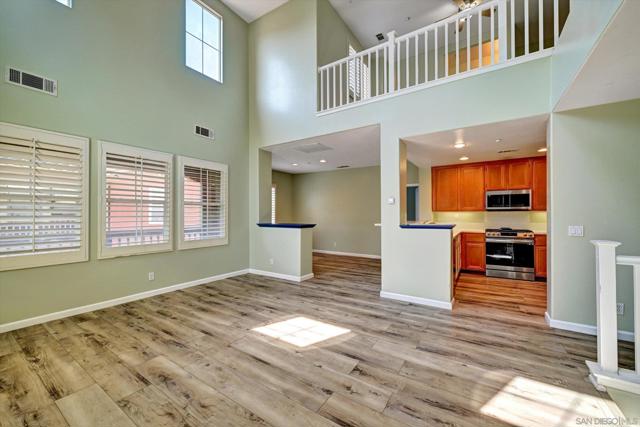 7855 Via Belfiore, San Diego CA: https://media.crmls.org/mediaz/08099100-45b6-4905-80c9-395569ce13ae.jpg