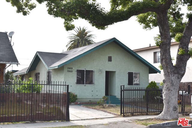 3969 Brighton Ave, Los Angeles, CA 90062