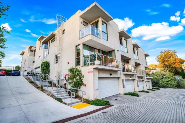 2875 B Street, San Diego CA: https://media.crmls.org/mediaz/080a6d56-7641-4689-b9b3-6f19b09de68a.jpg