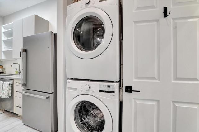 355 S 17th Street, San Jose CA: https://media.crmls.org/mediaz/080b5a2b-dcdb-4290-9dcc-b7a90046b3fe.jpg