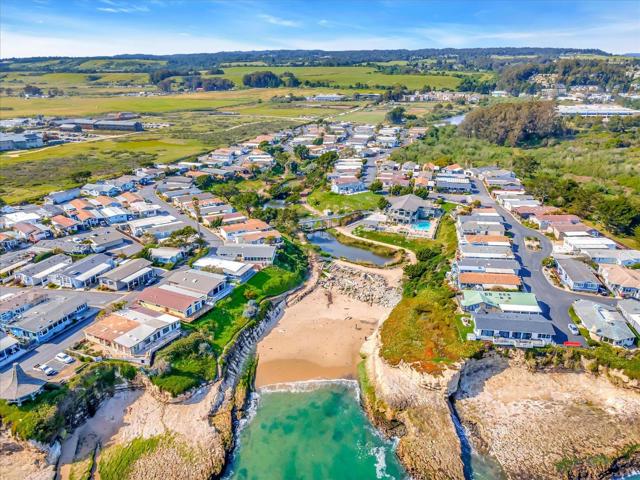 2395 Delaware Avenue, Santa Cruz CA: https://media.crmls.org/mediaz/080b853b-c164-4795-97aa-0e6bb220d90e.jpg