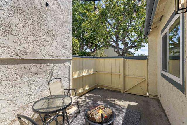 Detail Gallery Image 12 of 26 For 204 Cerco Rosado, San Marcos,  CA 92069 - 2 Beds | 2 Baths
