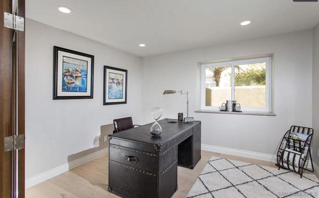 Image 16 of 29 For 48 Spinnaker Way