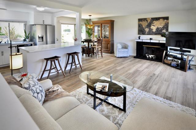 17473 Plaza Abierto, San Diego CA: https://media.crmls.org/mediaz/080d68c2-e507-47fc-a211-5e49464f4bea.jpg