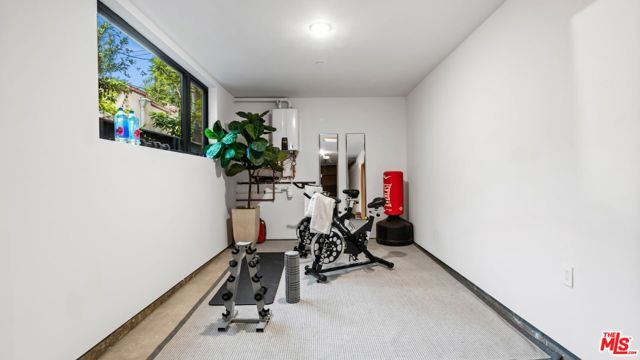 9064 Harland Avenue, West Hollywood, California 90069, 3 Bedrooms Bedrooms, ,3 BathroomsBathrooms,Single Family Residence,For Sale,Harland,24405101