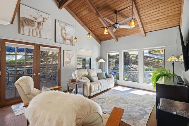 Image 4 of 41 For 17200 Holiday Drive