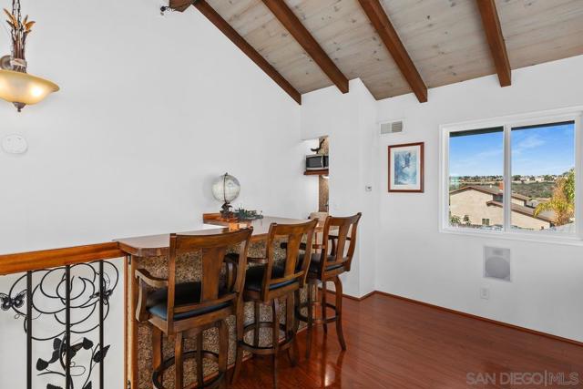 1454 Lantana Avenue, Chula Vista CA: https://media.crmls.org/mediaz/080f0e3b-8dbe-4c36-b1da-99b3b4da648f.jpg