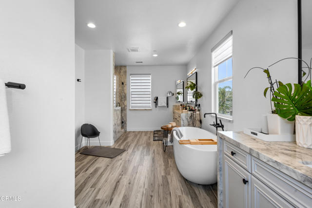 Detail Gallery Image 42 of 64 For 4173 Caribbean St, Oxnard,  CA 93035 - 4 Beds | 3 Baths