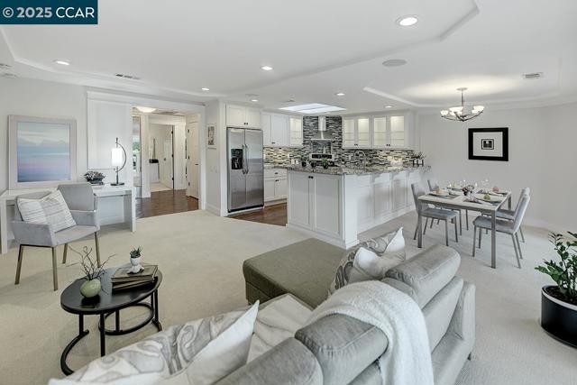 1232 Skycrest Dr, Walnut Creek CA: https://media.crmls.org/mediaz/0810ecaf-09ae-4a81-85d8-e1af1f99420d.jpg