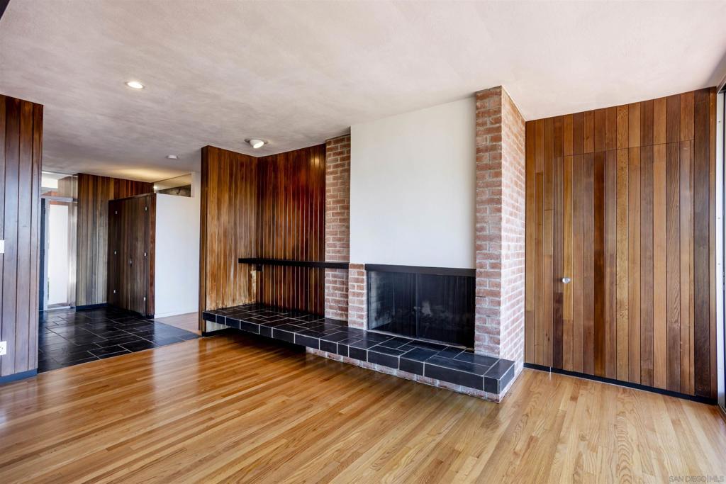 MLS #250043827SD image #7