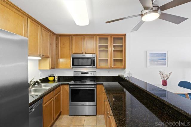 3030 Suncrest, San Diego CA: https://media.crmls.org/mediaz/081446bd-49de-43c8-a69a-87de70c5966c.jpg