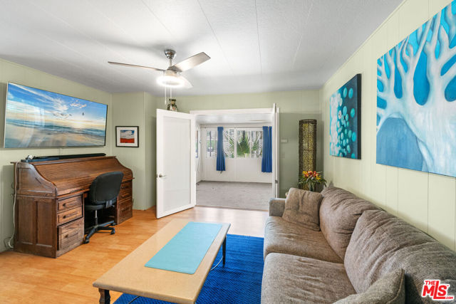 395 Wolf Lane, Cathedral City CA: https://media.crmls.org/mediaz/0814a0d4-1574-4bf6-bcfa-7cf0859fa69c.jpg