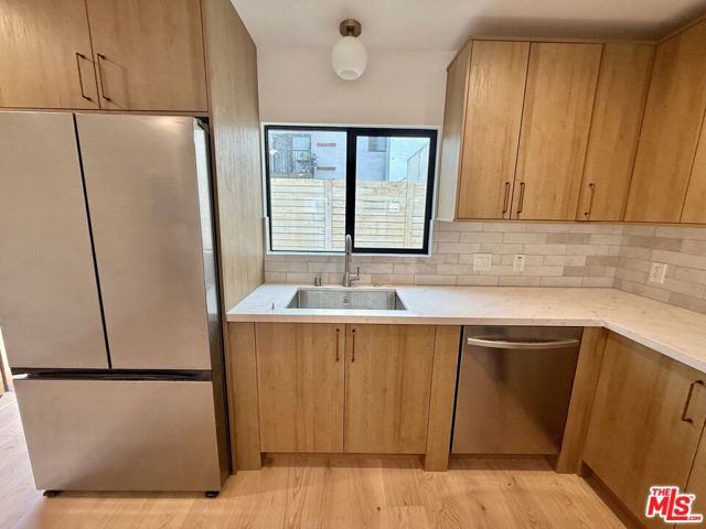 2427 Shoredale Avenue, Los Angeles CA: https://media.crmls.org/mediaz/08158c6e-4d2f-4aaa-a99b-368a1d10e494.jpg