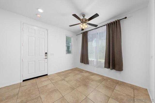 2770 Sparta Rd, Chula Vista CA: https://media.crmls.org/mediaz/08164eed-709a-46a1-95b5-de453cec3c0e.jpg