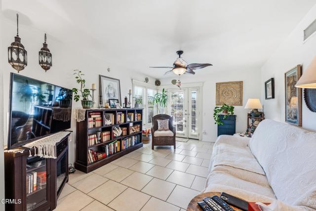 Detail Gallery Image 5 of 23 For 5211 Village 5, Camarillo,  CA 93012 - 2 Beds | 2 Baths