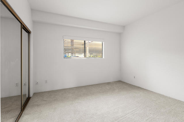 Image 5 of 23 For 255 Avenida Caballeros  203