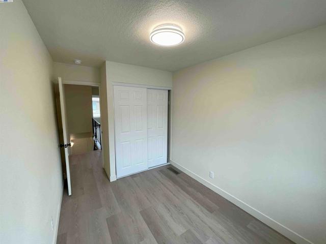 34552 Nantucket Cmn, Fremont CA: https://media.crmls.org/mediaz/08172919-64cb-4ad2-a5bb-e62a0dee259d.jpg