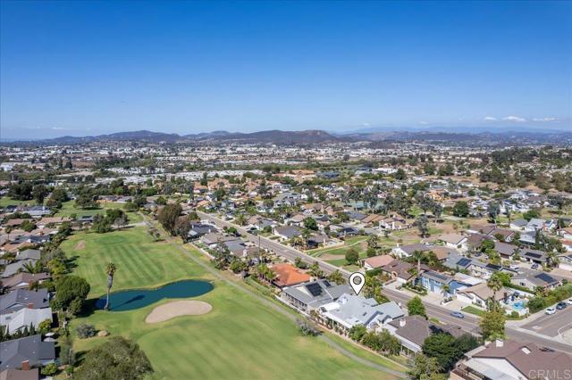1054 La Sombra Drive, San Marcos CA: https://media.crmls.org/mediaz/0818455b-265e-4c79-9123-71048dd329c5.jpg