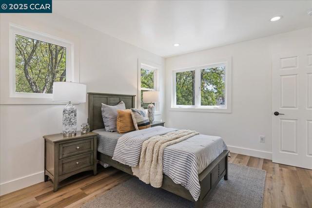 158 Pulido Rd, Danville CA: https://media.crmls.org/mediaz/0818ce48-047f-4525-a225-4789b7c1f467.jpg