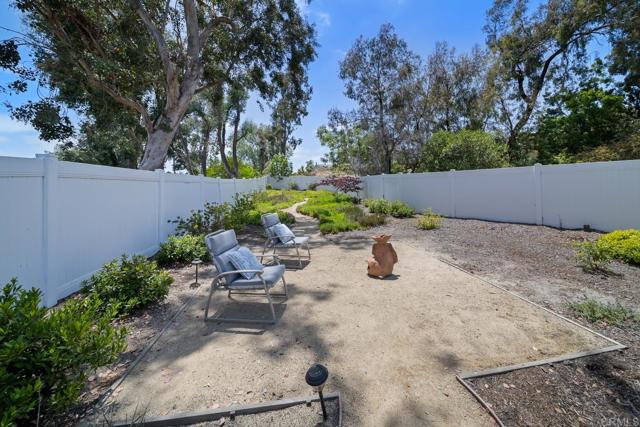 3923 San Pablo Avenue, Oceanside CA: https://media.crmls.org/mediaz/0819ac33-840b-4ea7-83d9-c5a1a6e989fe.jpg