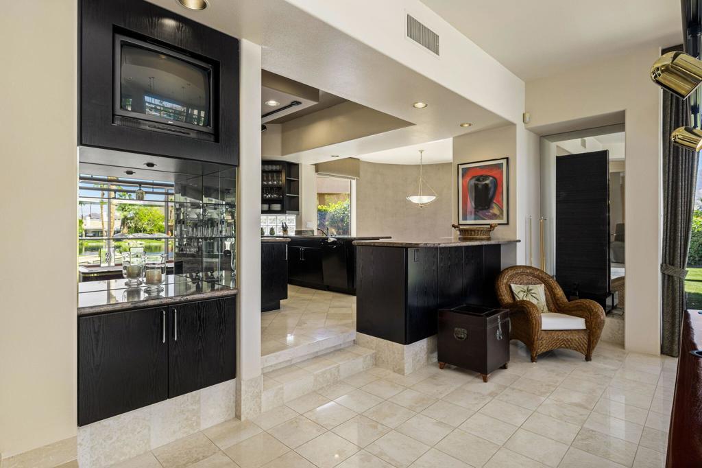 MLS #219135920DA image #17