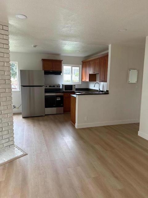 775 E Duane Avenue, Sunnyvale CA: https://media.crmls.org/mediaz/081a6a11-7323-486a-b309-06dd3320b32f.jpg