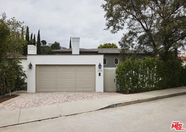 3372 Ley Drive, Los Angeles CA: https://media.crmls.org/mediaz/081b26d7-59e0-4789-8e97-7bed6f7db667.jpg