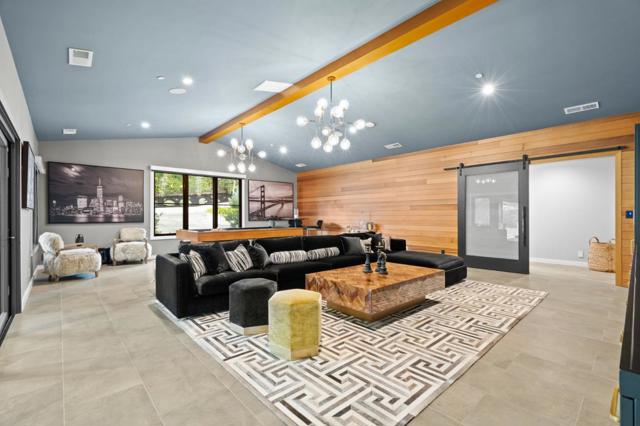 Image 20 of 56 For 140 Twin Oaks Drive