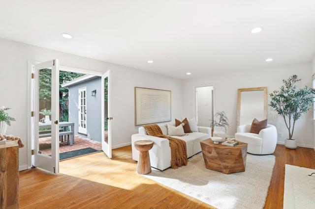 145 Cornell Road, Menlo Park CA: https://media.crmls.org/mediaz/081c8f9c-fc04-4f45-afe9-c9dec00c9463.jpg