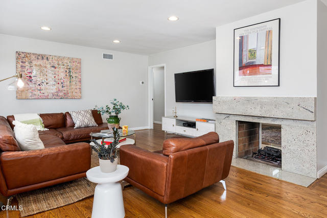 Detail Gallery Image 19 of 54 For 941 Wiladonda Dr, La Canada Flintridge,  CA 91011 - 3 Beds | 3/1 Baths