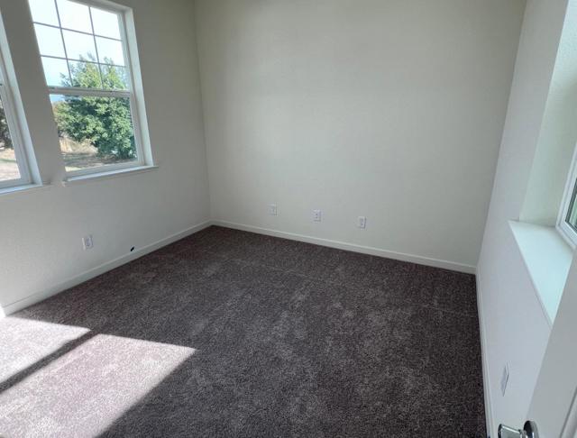 2800 High Tide Avenue, Sacramento CA: https://media.crmls.org/mediaz/081f153e-289a-4db7-adda-0c780b67bb2b.jpg