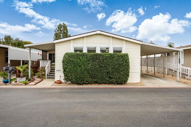 13313 Casa Vista St, Poway, California 92064, 2 Bedrooms Bedrooms, ,2 BathroomsBathrooms,Residential,For Sale,Casa Vista St,240025152SD