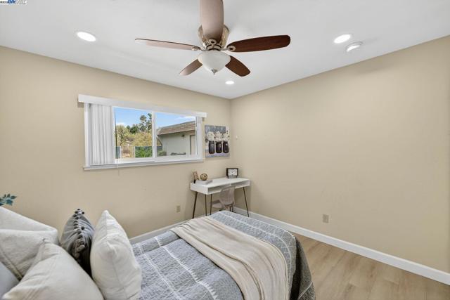 1810 Peary Way, Livermore CA: https://media.crmls.org/mediaz/081f5dd5-12e8-4e64-b4e3-b009f594d7ff.jpg