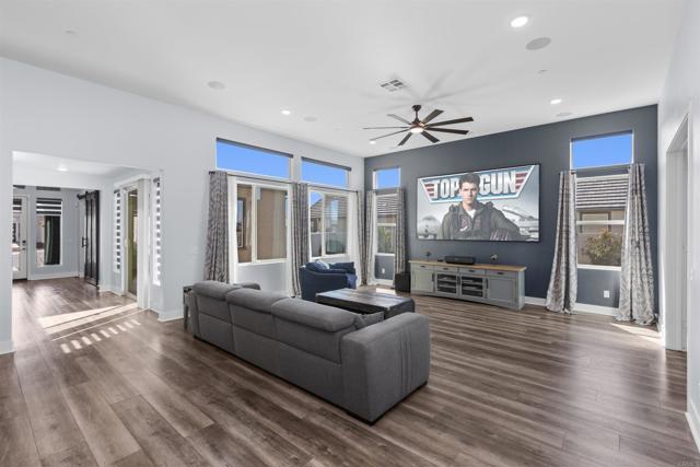 Detail Gallery Image 3 of 53 For 1749 Bowles Ct, Beaumont,  CA 92223 - 4 Beds | 3/1 Baths